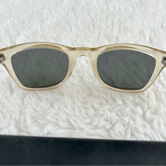 Carrera 6000 CRA VQ Clear Yellow Unisex Sunglasses w/ case main image 5